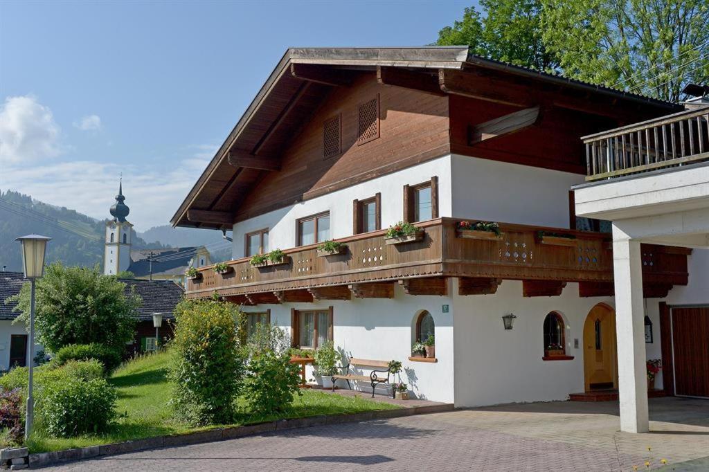 Haus Mueller Eleonore Bed and Breakfast Söll Exterior foto